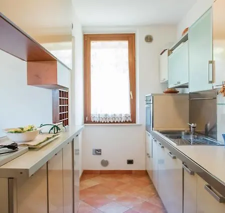 Madonna Della Rosa Apartment